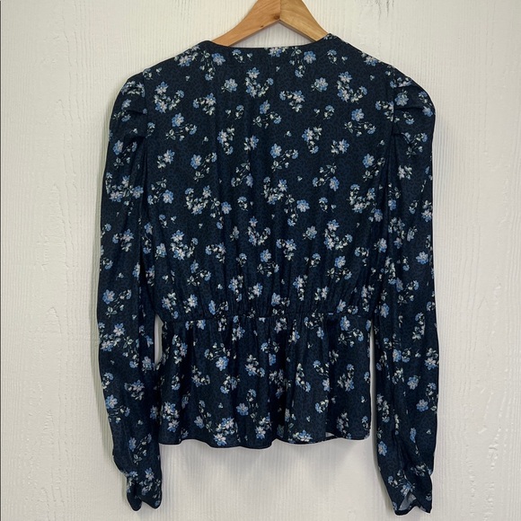 Free People - A Night You Navy Floral Long Sleeve Wrap Blouse Size Small - Picture 11 of 13